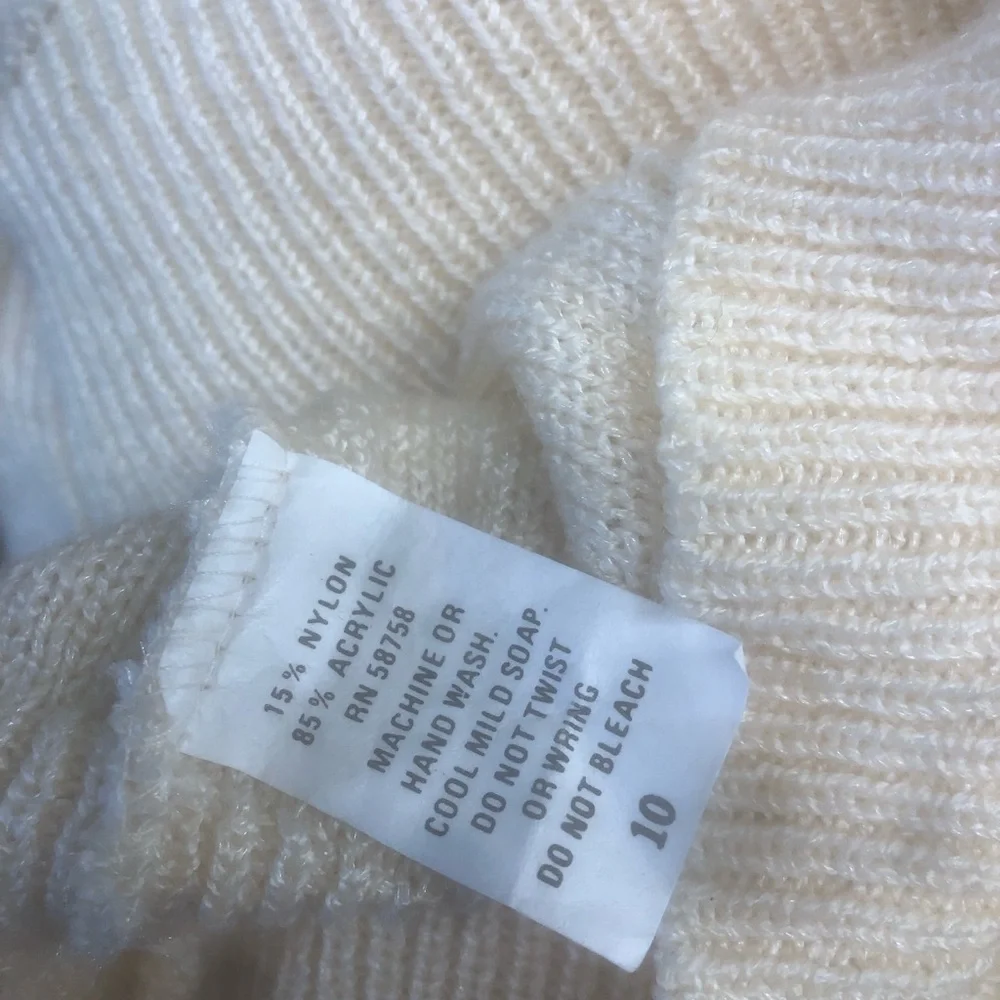 Vintage 70’s/80’s -Princess Di style- pullover sweater - light buttery yellow